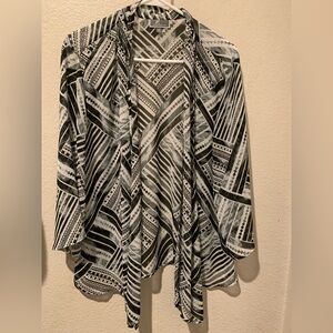 JM Collection Black and White Geometric Open-Front Cardigan